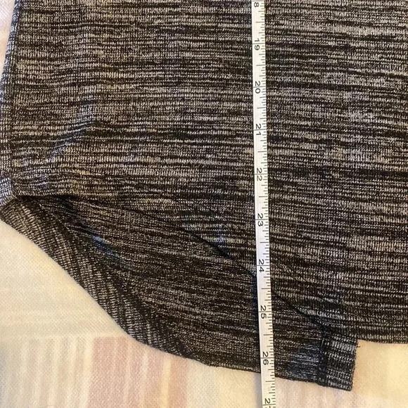 ππ Stylish ππTop with Open Back ππ - Picture 5 of 9